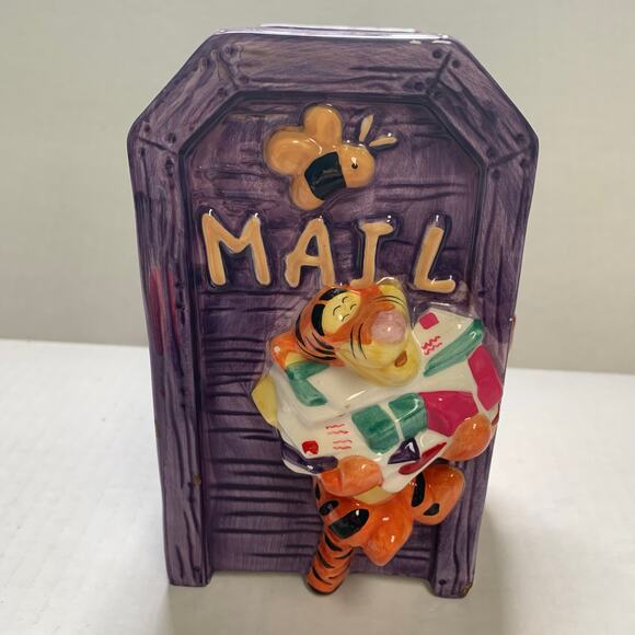 FTD Inc. Vintage Disney Winnie Pooh Piglet Tigger Ceramic Mailbox/Planter Vase - Picture 2 of 6